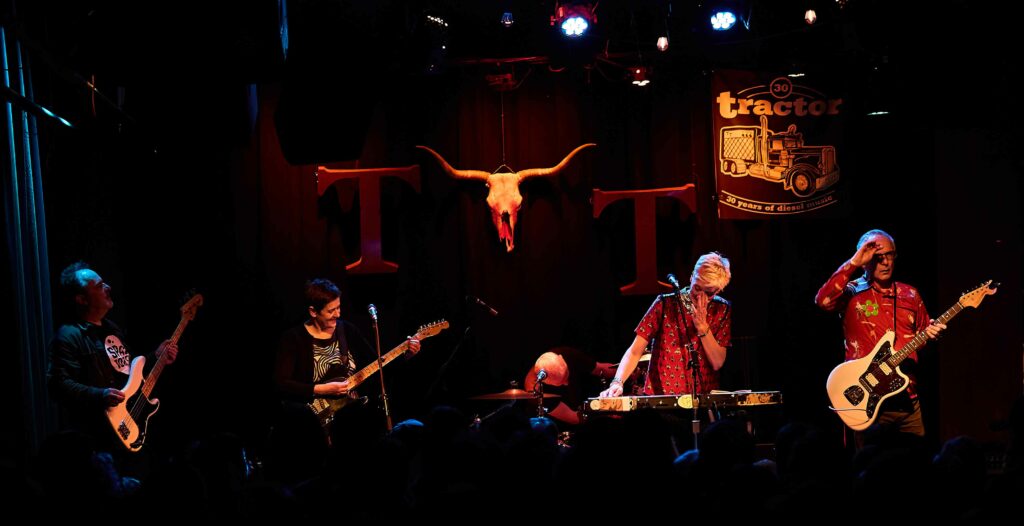 Heavenly at the Tractor Tavern. Photo by @wadedotphoto (used with permission)