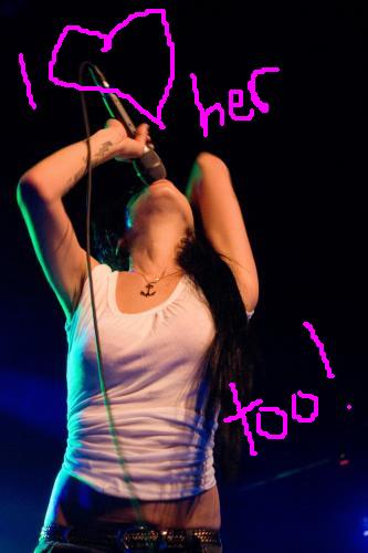 Amy Winehouse -- igDana hearts her too! Photo by Kaley Davis.