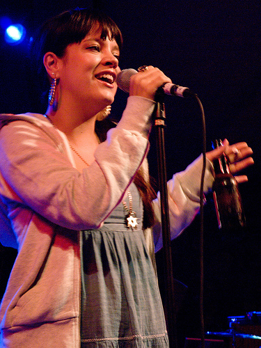 Lily Allen at SXSW - Thanks Kaley Davis http://www.flickr.com/photos/kaleydavis/