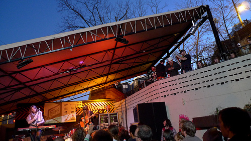 [first aid kit at sxsw / by victoria vanbruinisse]