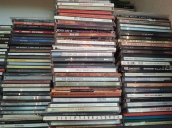 {pile of cds}